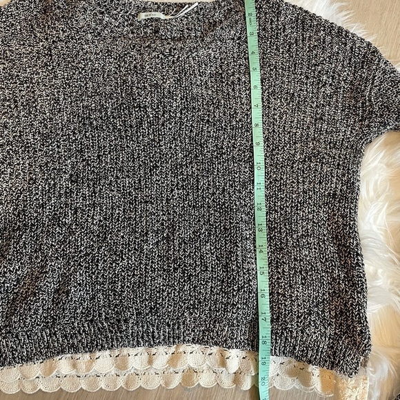 Urban Outfitters Grey Sweater Lace Trim - Picture 11 of 12